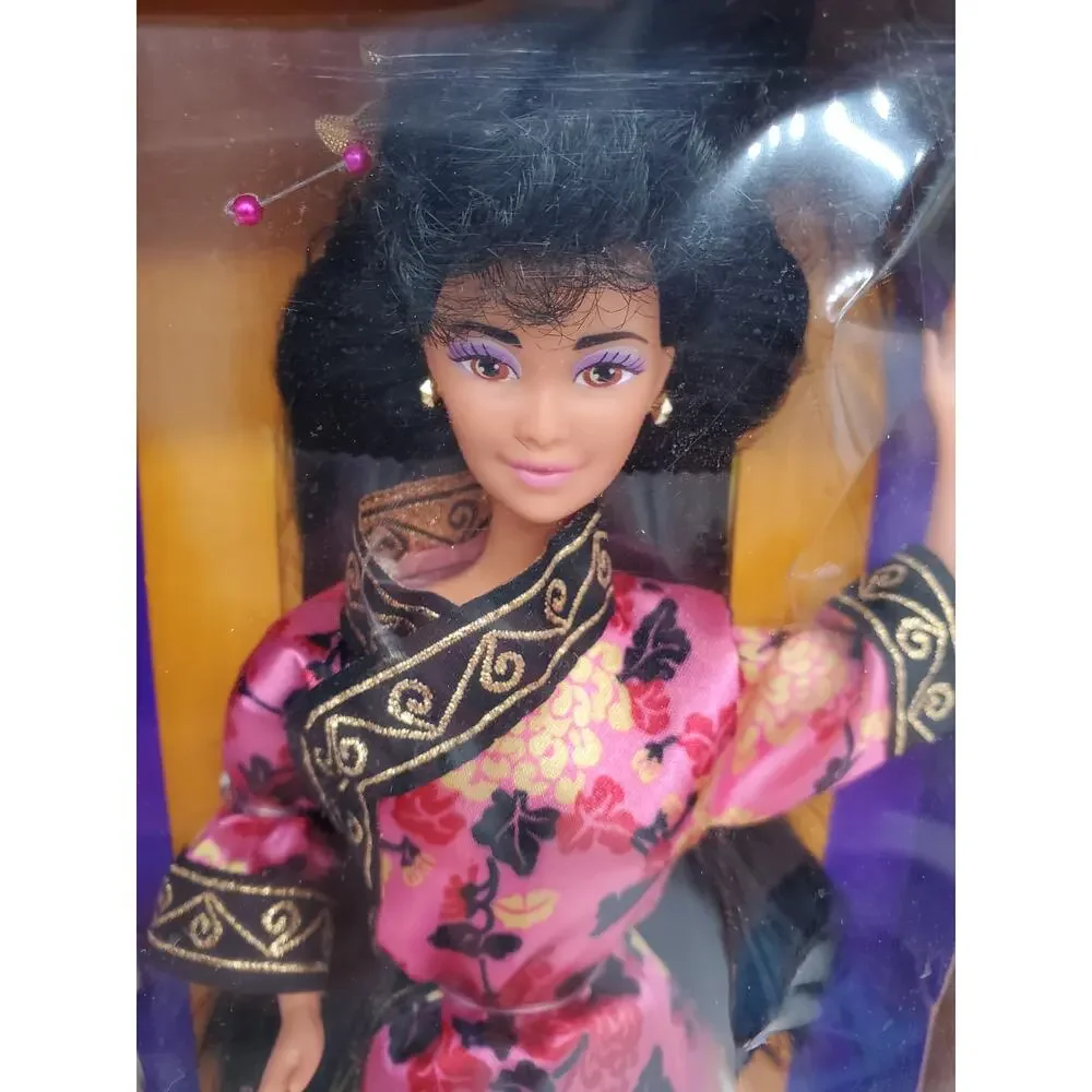 Barbie - Chinese Barbie Doll - 1993